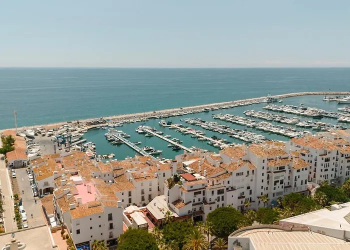Vacation With Private Parking In Puerto Banus Appartement Marbellac