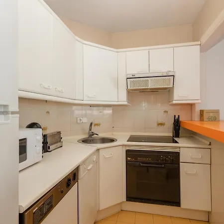 Appartement Vacation With Private Parking In Puerto Banus Marbella