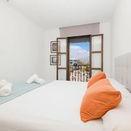 Vacation With Private Parking In Puerto Banus Marbella