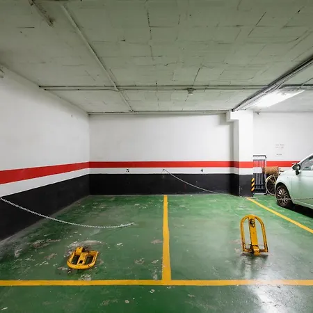 Appartement Vacation With Private Parking In Puerto Banus Marbella