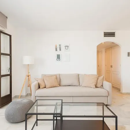 Vacation With Private Parking In Puerto Banus Appartement Marbellac