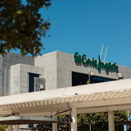 Vacation With Private Parking In Puerto Banus Appartement