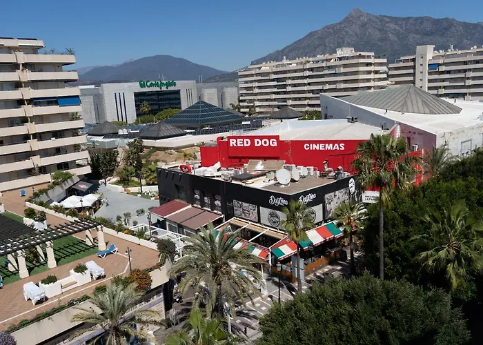 Apartment Vacation With Private Parking In Puerto Banus Marbella