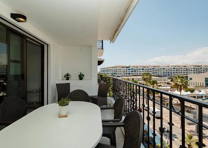 Apartamento Vacation With Private Parking In Puerto Banus *